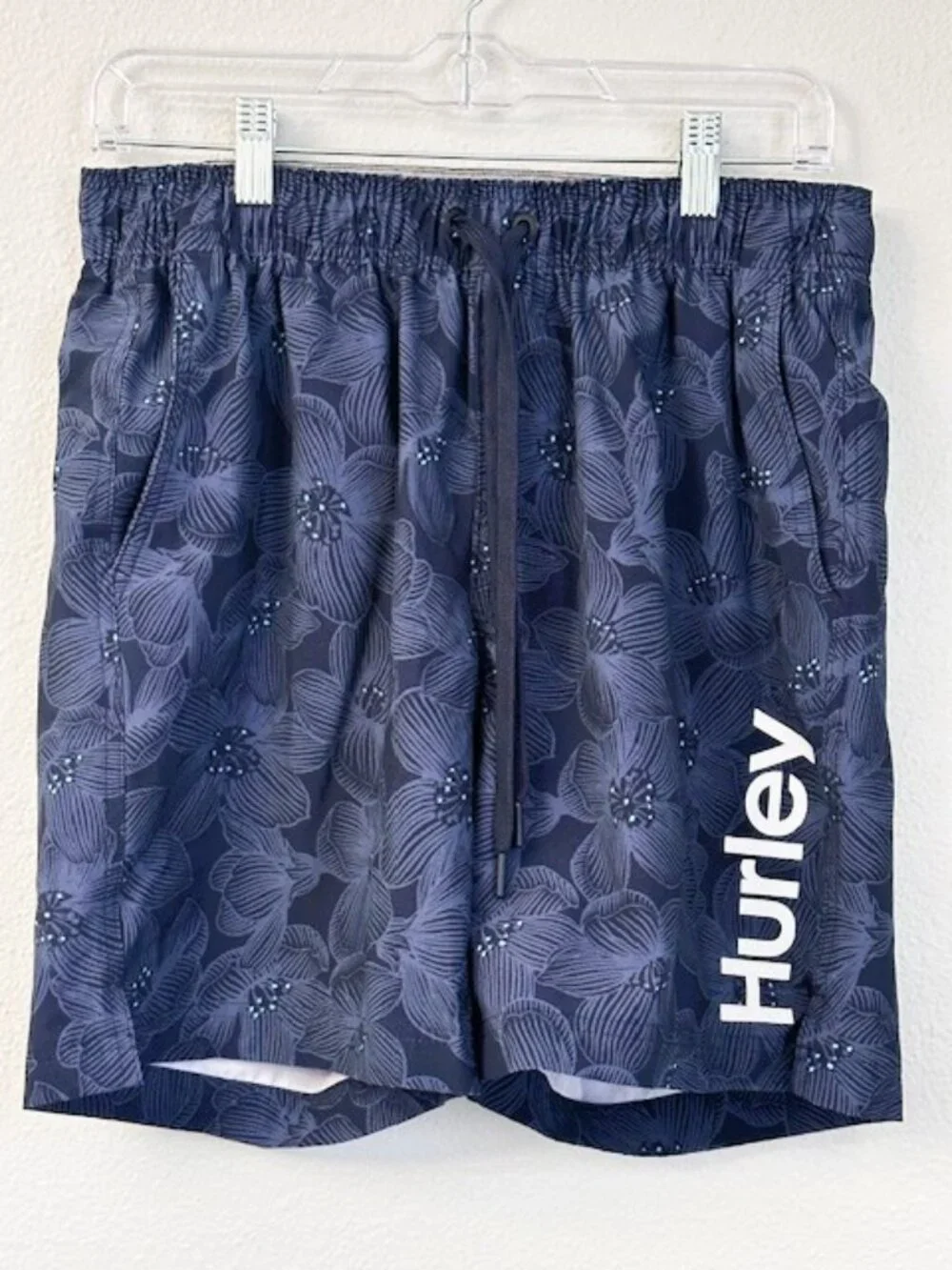 Poshmark Listing Title: Hurley Men's Navy Floral Swim Trunks - Size Medium